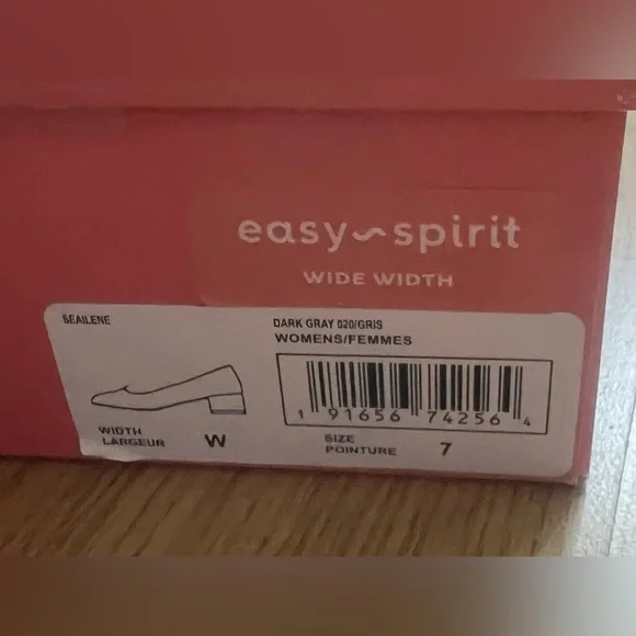 Easy Spirit Silver Textured Heels - Picture 7 of 7